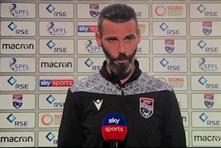 Chán MU, De Gea bất ngờ sang Scotland làm HLV?