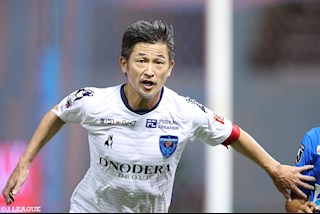 Anh kết nghĩa với Tuấn Anh tái xuất, Yokohama FC thắng trận đầu ở cúp Hoàng đế Nhật Bản