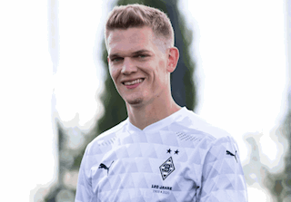 Mục tiêu hàng đầu có câu trả lời cho Chelsea và Arsenal