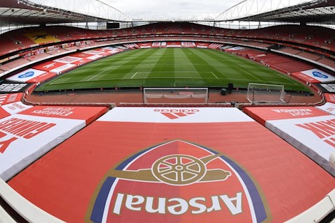 Arsenal gây sốc khi tiếp tục trảm thêm nhân viên