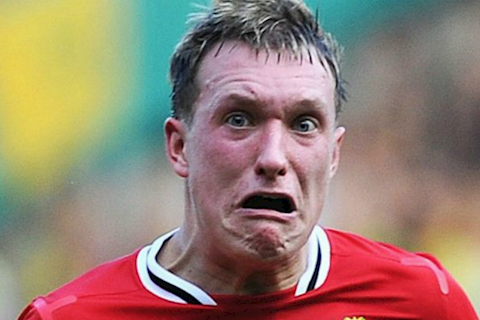 Twitter buông lời xúc phạm trung vệ Phil Jones