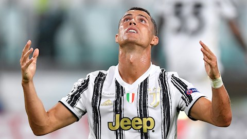 Đội nào có 11 Ronaldo thì chỉ có thua