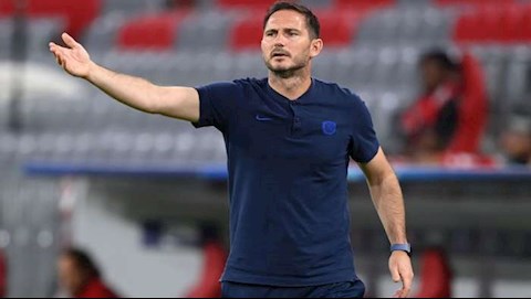 HLV Lampard khen ngợi một học trò sau trận thua Bayern?