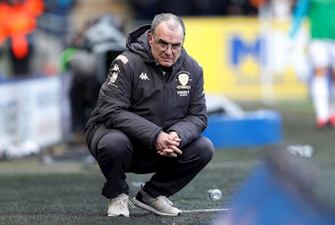 Chờ “gã điên” Marcelo Bielsa xuất chiêu tại Premier League