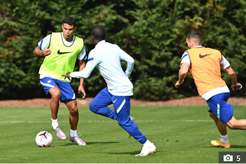 Tới Chelsea, lão tướng 36 tuổi có một giấc mơ