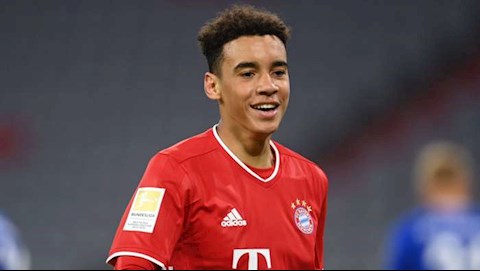 Ấn định tỉ số 8-0, sao trẻ Bayern lập kỷ lục ấn tượng