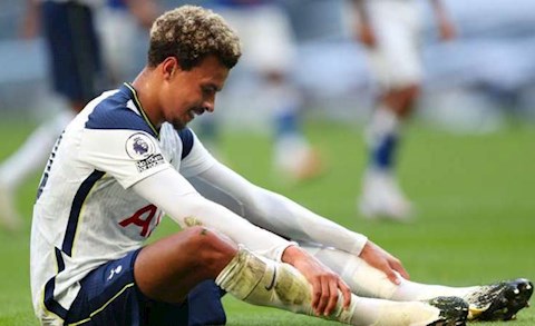 Mourinho nói về sự vắng mặt của sao Tottenham: “Đó là cái giá phải trả!”