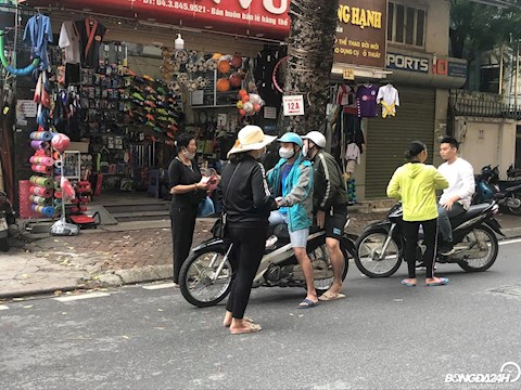 Phe vé lộng hành, đẩy giá vé Chung kết Cúp Quốc gia 2020 lên mức không tưởng