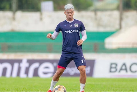 Văn Thanh bắt bài Phan Văn Đức trước thềm đại chiến