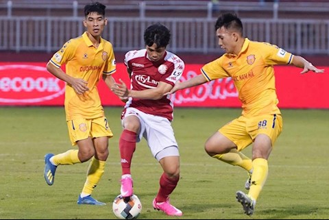 Sau cú đúp vào lưới Nam Định, Công Phượng lại thêm một lần khiến đồng đội trầm trồ