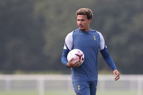 Mourinho giải thích lý do tiếp tục loại bỏ Dele Alli