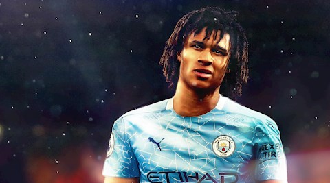 Bom tấn Man City phát biểu bất ngờ trước mùa giải mới