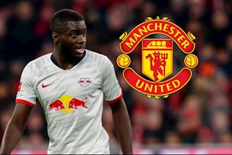 Dayot Upamecano ra mắt ĐT Pháp, sao MU lập tức lên tiếng