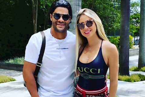Hulk giải thích lý do bỏ vợ, theo cháu gái