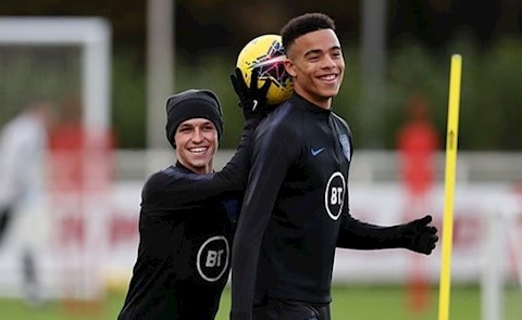 Kane ủng hộ Greenwood và Foden sau vụ việc tày trời ở Iceland