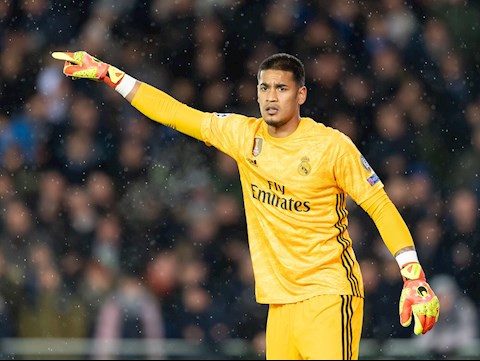 Cựu thủ môn Real Madrid và PSG sắp gia nhập tân binh Premier League