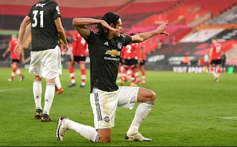 Cavani: Bóng đá là những cuộc cạnh tranh không ngừng nghỉ