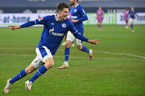 Schalke thắng trận đầu tiên ở Bundesliga sau gần 1 năm