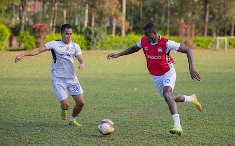 VIDEO: Ngoại binh Washington cảm nhận thế nào về HAGL và Kiatisuk?