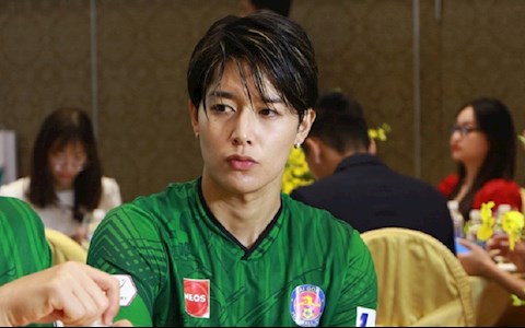 Tiền vệ điển trai Nhật Bản không được đăng ký tham dự V-League 2021