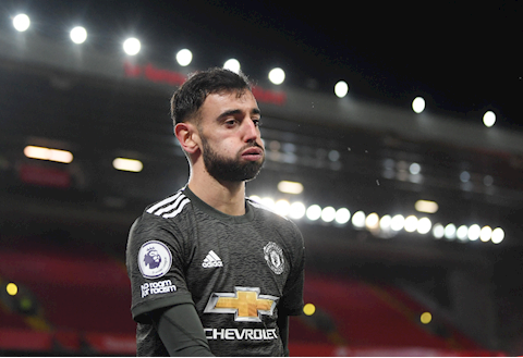 Tậm tịt trước Liverpool, Bruno Fernandes vẫn được bảo vệ