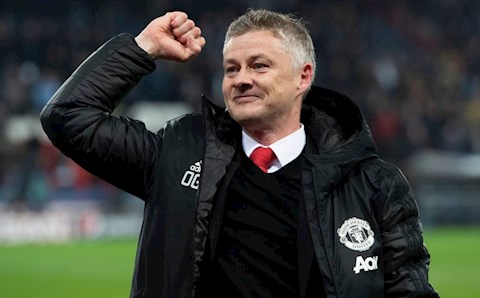 Solskjaer “chấp” cả Mourinho, Van Gaal, Moyes và một phần Sir Alex