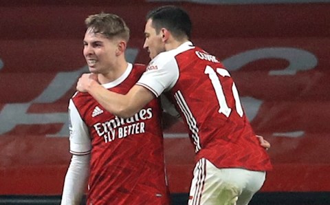 Gary Neville chỉ ra sao trẻ xuất sắc nhất của Arsenal