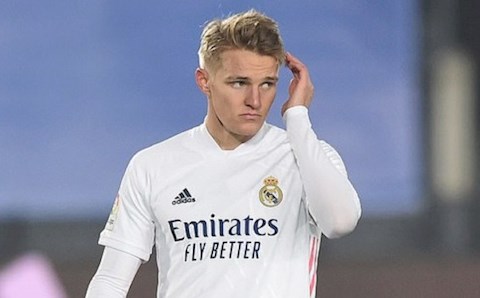 Vừa trở lại thần đồng Odegaard đã muốn rời Real Madrid