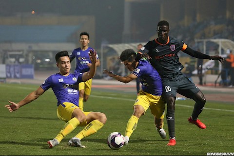 Điểm nhấn Hà Nội 1-2 Bình Dương: Bình Dương xóa dớp, Hà Nội lâm nguy
