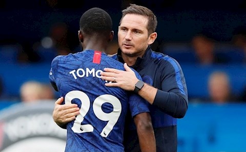 HLV Lampard lên tiếng về sự ra đi của Fikayo Tomori