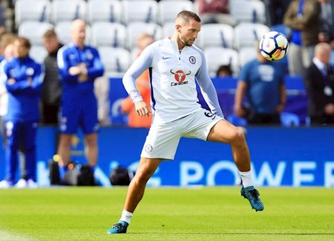 Lampard bị sa thải, quả tạ Chelsea đăng ảnh ăn mừng