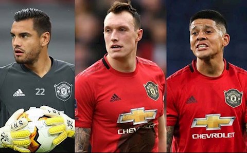 Điểm tin Bóng đá 24h sáng ngày 3/1: Lộ diện 4 cầu thủ rời MU vào tháng 1