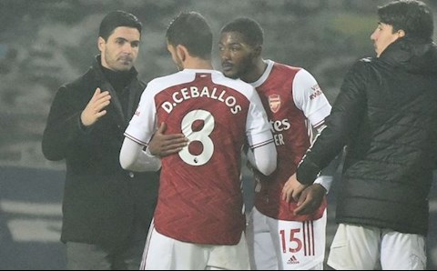 Arsenal thua liểng xiểng, Bom tấn vẫn khen ngợi Mikel Arteta