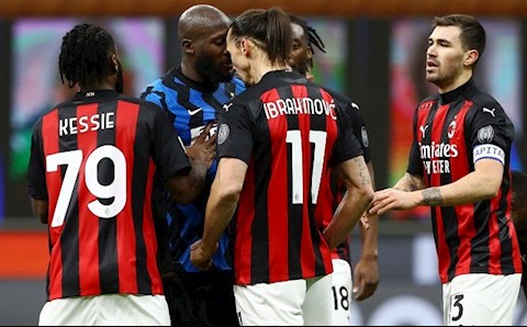 Ibrahimovic và Lukaku nhận án phạt sau màn thiết đầu công