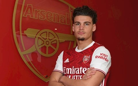 CHÍNH THỨC: Arsenal có bản hợp đồng đầu tiên trong tháng 1
