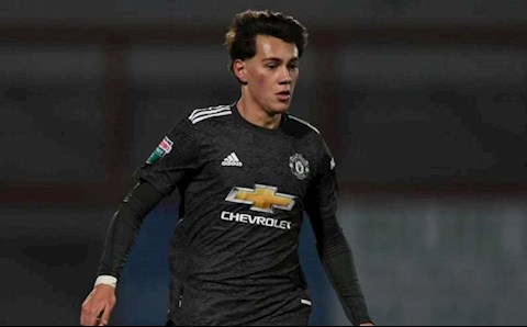 Điểm tin Bóng đá 24h sáng ngày 26/1: Tân binh MU tiến gần cánh cửa ra đi