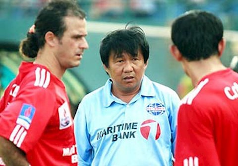 Thầy Tiến Linh đặt mục tiêu cho mùa giải mới, hứa không để NHM thất vọng