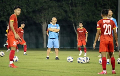 Mừng lo khi U23 Việt Nam giành vé đi tiếp