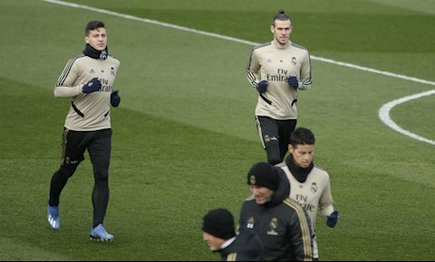 Arsenal để mắt 2 sao bị thất sủng của Real Madrid