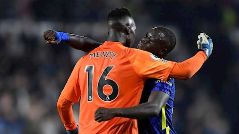 Edouard Mendy thiết lập kỷ lục mới về số pha cứu thua ở Premier League