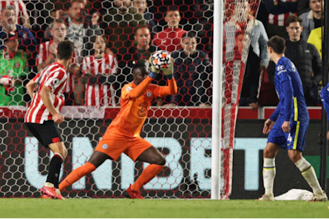 Rio Ferdinand lại phải nói về Edouard Mendy