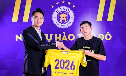 CLB Hà Nội chính thức ra mắt tân binh đầu tiên cho mùa bóng 2022