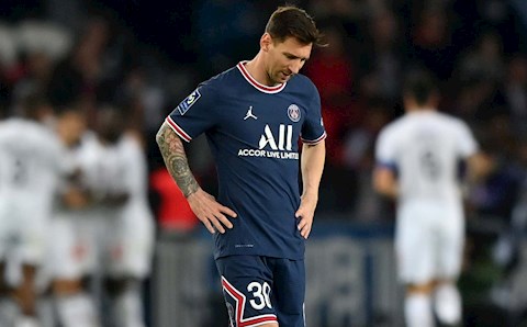 Pochettino lý giải nguyên nhân Messi rời sân sớm trước Lille