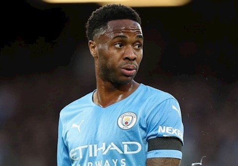 Arsenal muốn gây sốc với Raheem Sterling