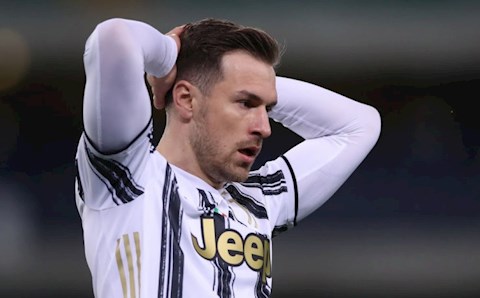 Hết kiên nhẫn, Juventus tính bán tháo cựu sao Arsenal