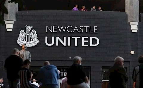 Newcastle sắp hóa rồng khi được người Ả Rập mua lại