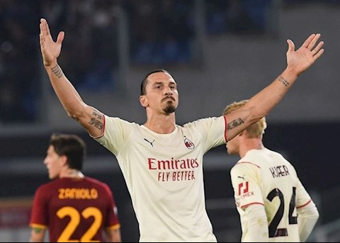 Ibrahimovic lí giải nguyên nhân không muốn làm HLV