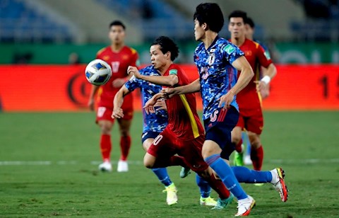 Việt Nam 0-1 Nhật Bản: Sự mênh mông của biển lớn