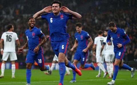 Cách ăn mừng của Maguire khiến Roy Keane thấy khó chịu