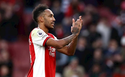 Arsenal có nguy cơ mất Aubameyang ở đại chiến với Liverpool